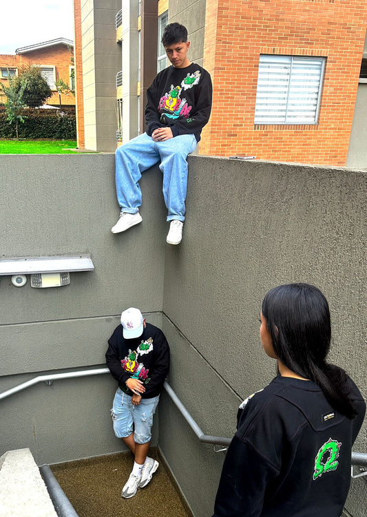 Crew neck Black-Tuna